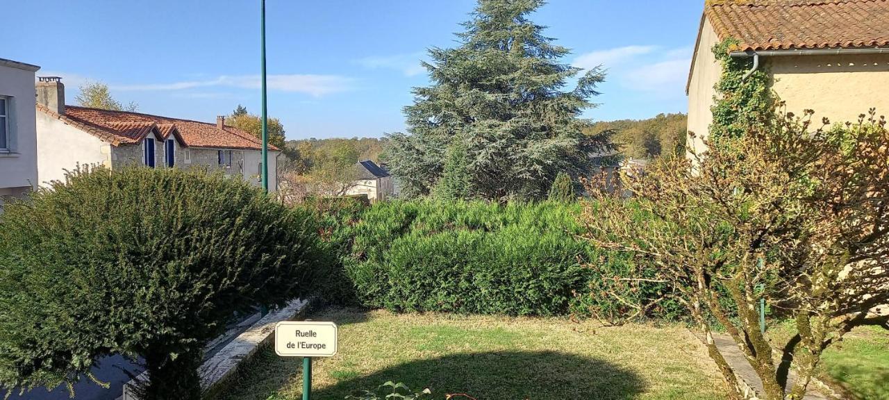 Spacious 3-Bed House In Chateau Garnier Luaran gambar